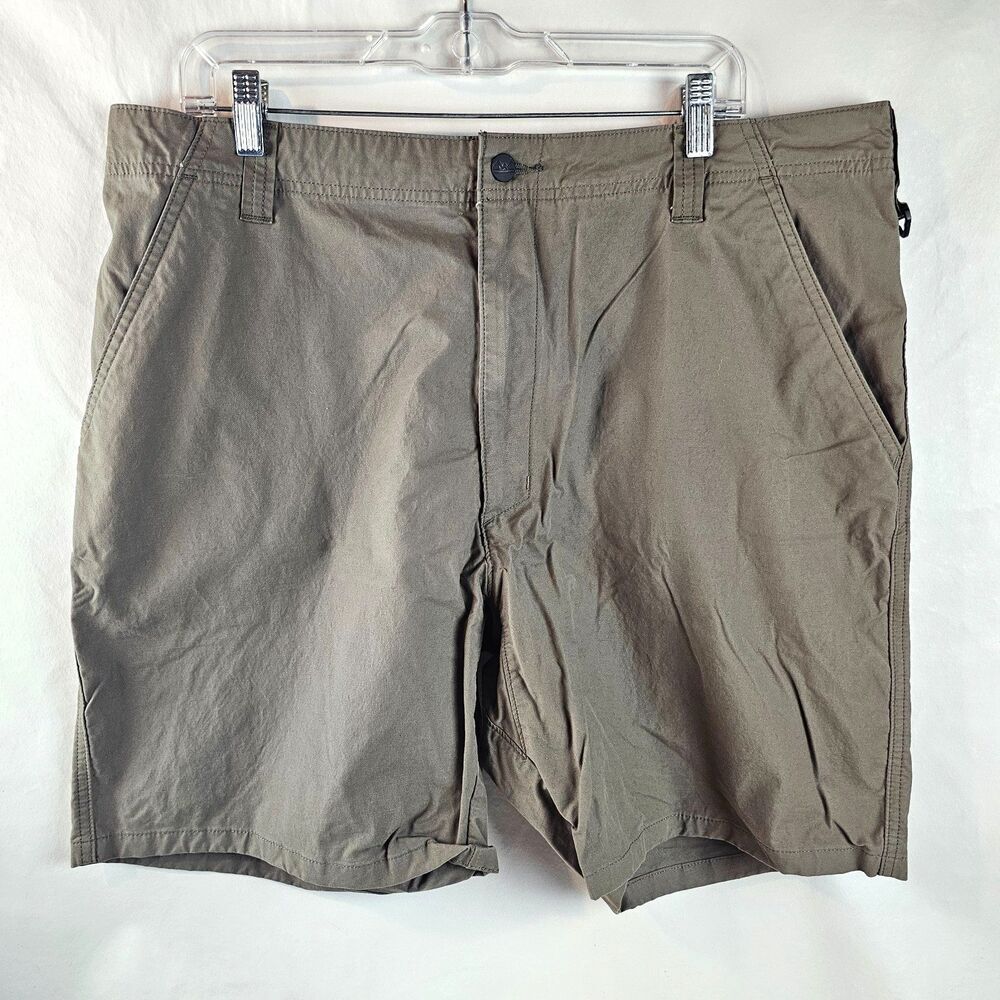 Wrangler Outdoor Shorts Mens 40 Tan Nylon Hiking Cargo Trail Performance Elastic
